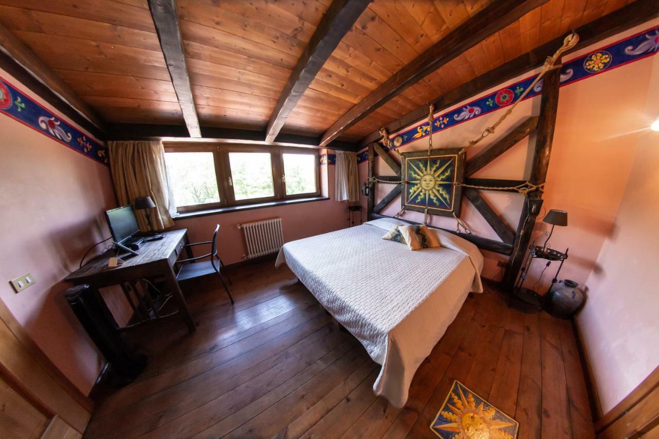 Agriturismo Mezzaluna Malchina Ngoại thất bức ảnh