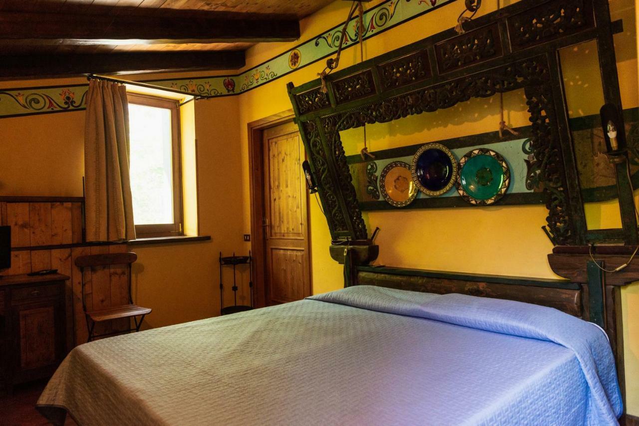 Agriturismo Mezzaluna Malchina Ngoại thất bức ảnh